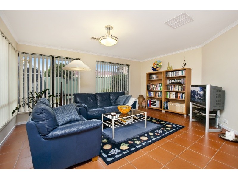 11 Jackaroo Crescent, Walkley Heights SA 5098