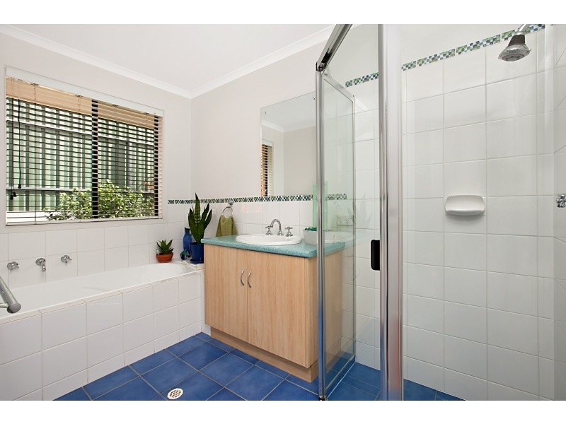 11 Jackaroo Crescent, Walkley Heights SA 5098