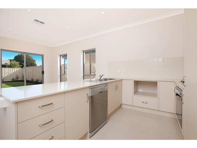 Res 1, 36 Dampier Avenue, Findon SA 5023