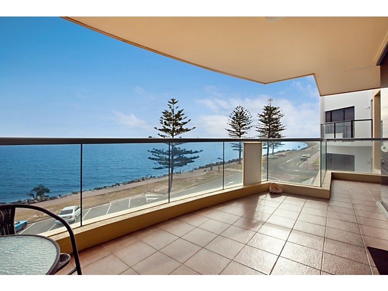 Apt 5, 10 North Esplanade, Glenelg North SA 5045