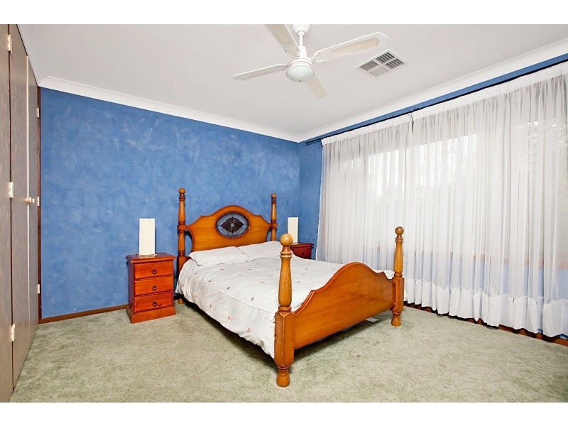 10 Hinkler Crescent, Modbury Heights SA 5092