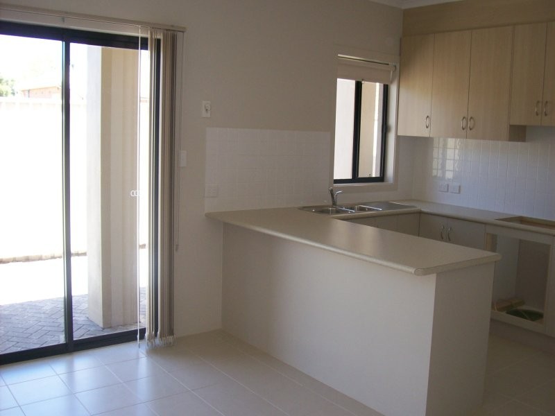 15 Hayman Lane, Brompton SA 5007