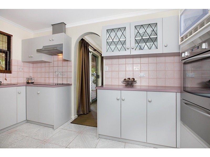 37 Garnet Crescent, Flagstaff Hill SA 5159