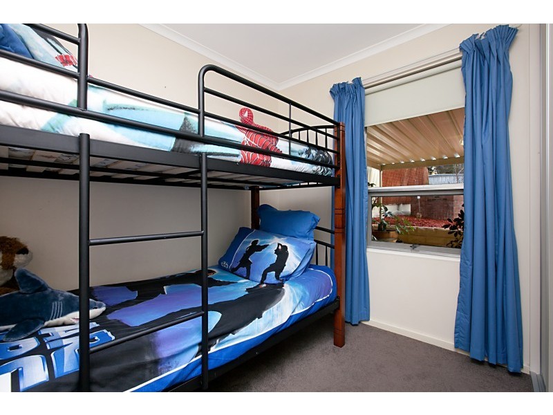 37 Garnet Crescent, Flagstaff Hill SA 5159