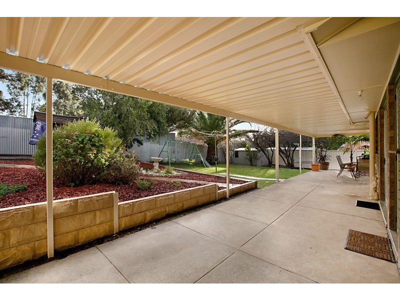 37 Garnet Crescent, Flagstaff Hill SA 5159