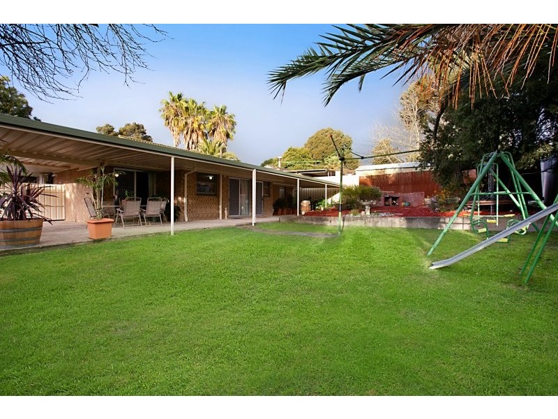 37 Garnet Crescent, Flagstaff Hill SA 5159