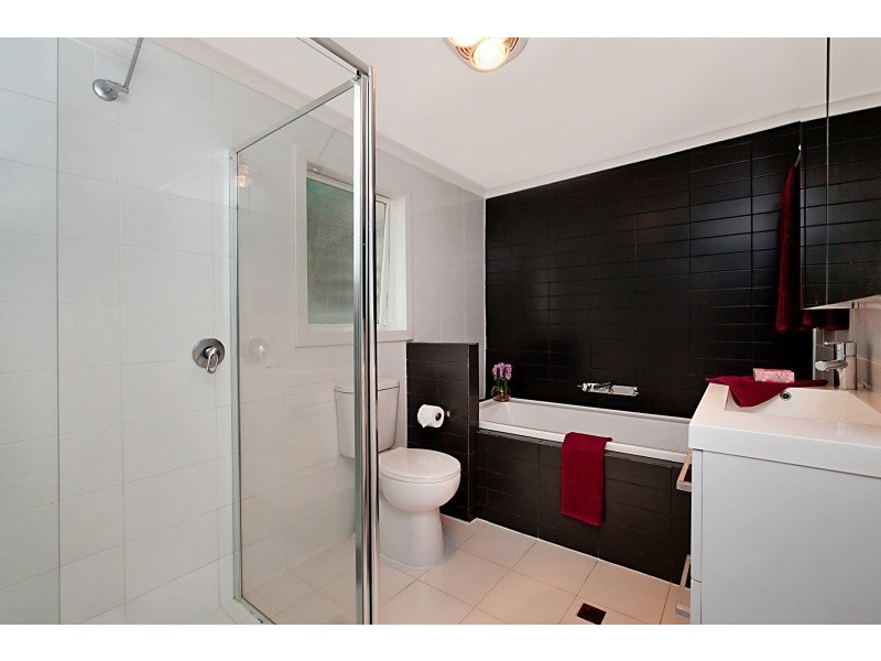 18  Ward Street, Pennington SA 5013