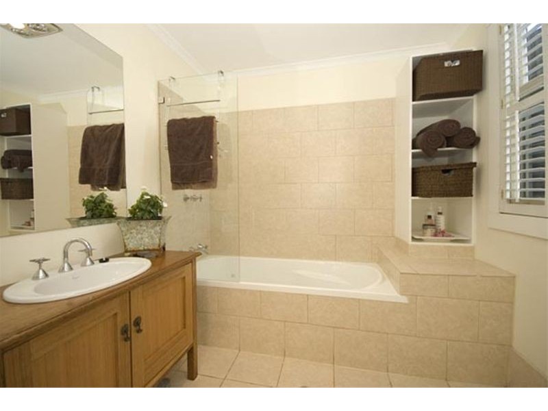 2 Shell Street, Rosewater SA 5013