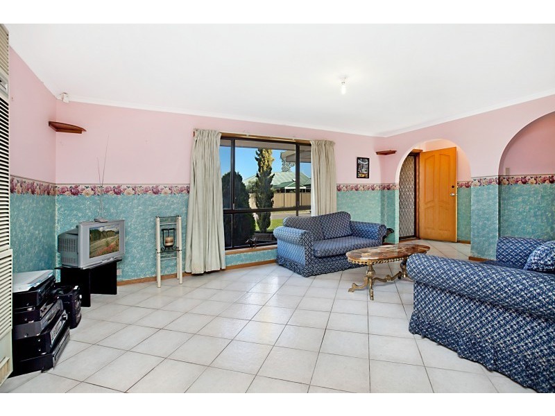 2  Jannette Court, Salisbury Downs SA 5108