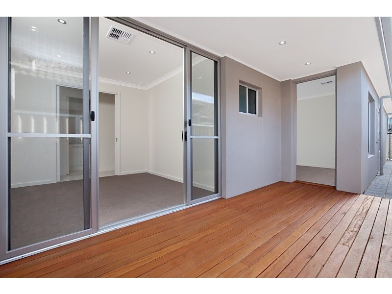 2/80 Charles Sturt Avenue, Grange SA 5022