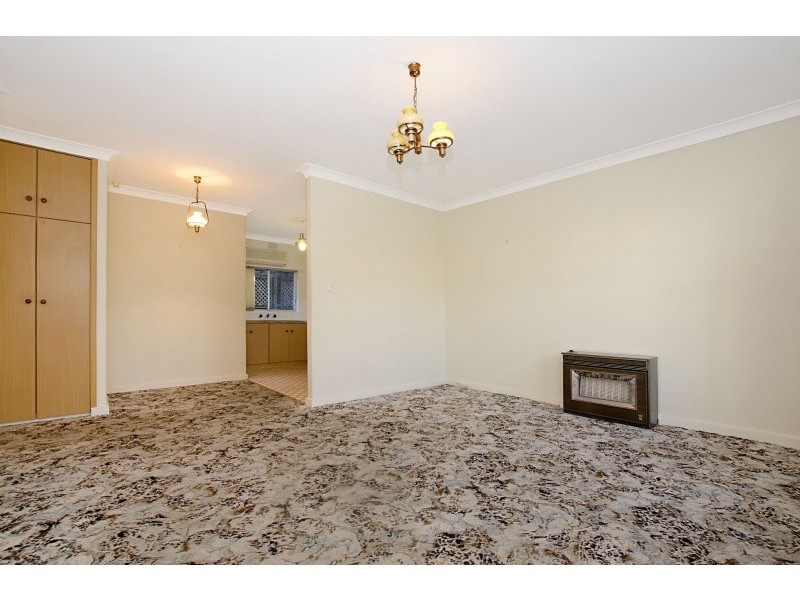 2/4  Tobruk Avenue, Kensington Park SA 5068