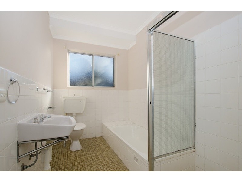 2/4  Tobruk Avenue, Kensington Park SA 5068