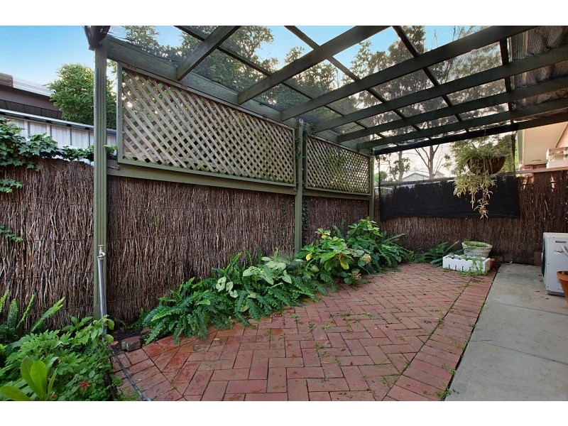 2/4  Tobruk Avenue, Kensington Park SA 5068
