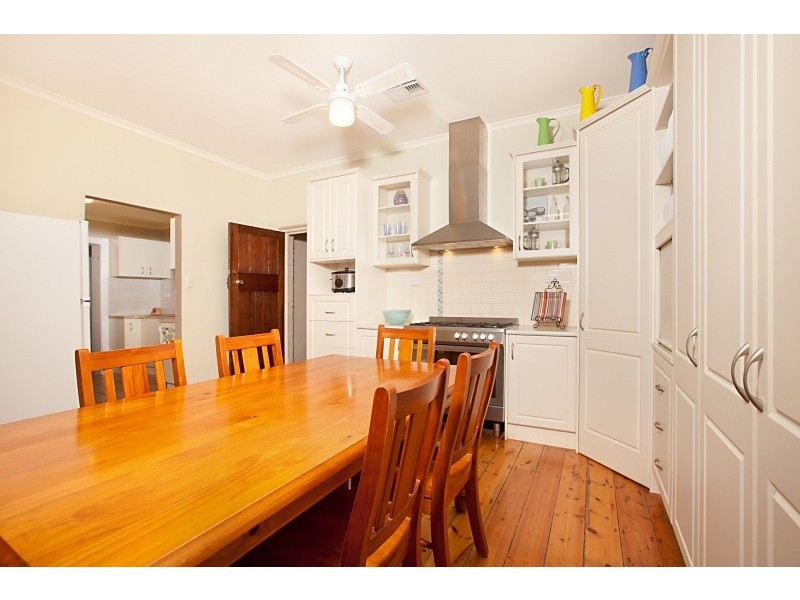 24 Bray Avenue, Semaphore Park SA 5019