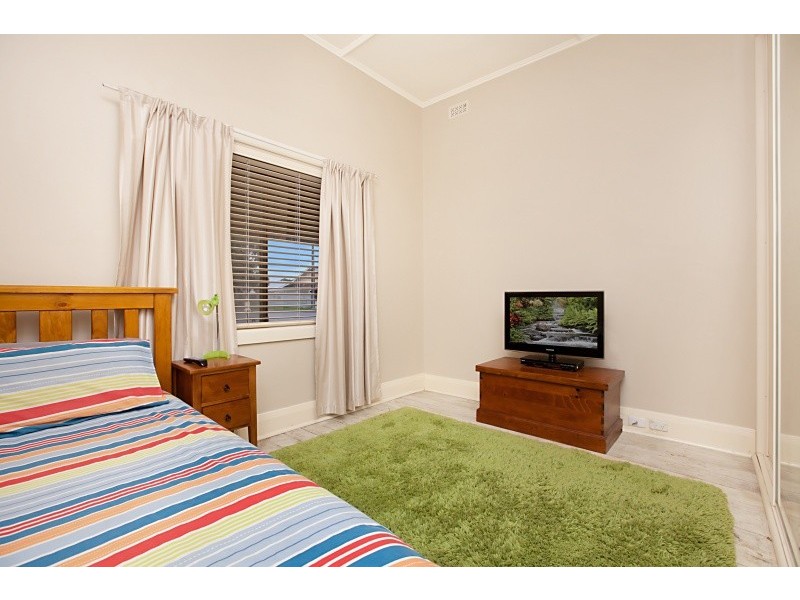 24 Bray Avenue, Semaphore Park SA 5019