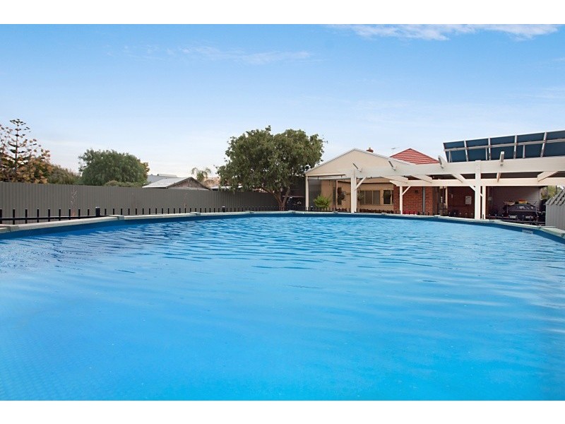 24 Bray Avenue, Semaphore Park SA 5019