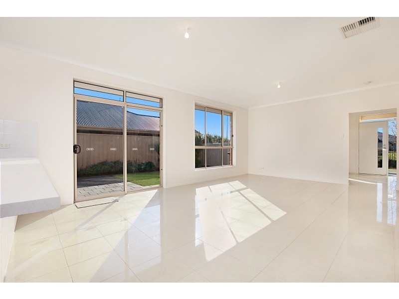 689 Grand Boulevard, Seaford Meadows SA 5169