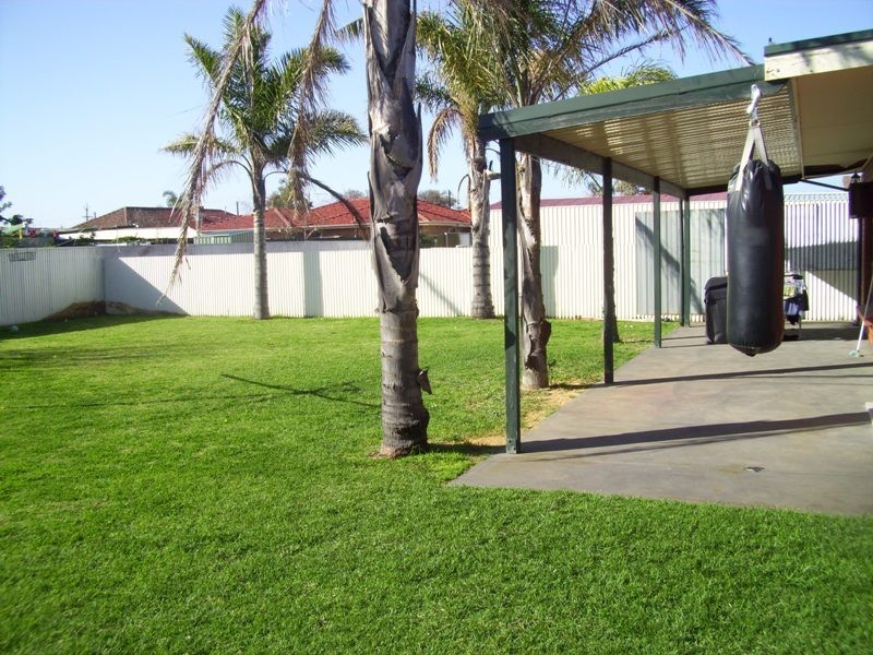 11 Martins Road, Seaton SA 5023