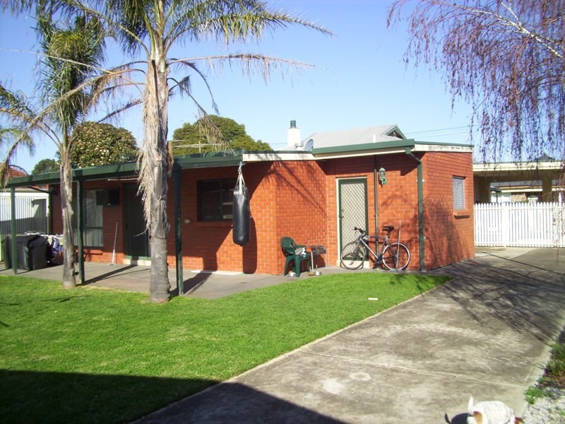 11 Martins Road, Seaton SA 5023