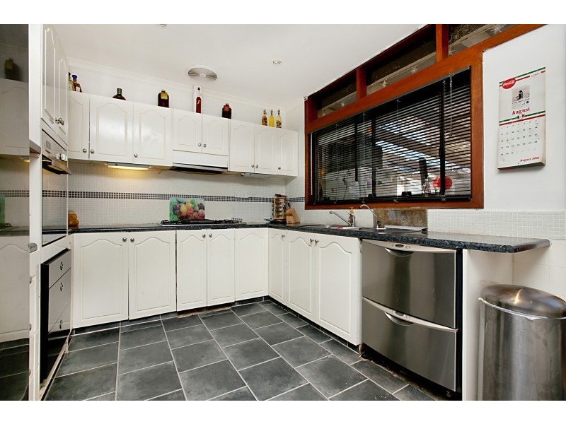 22 Maidos Grove, Valley View SA 5093