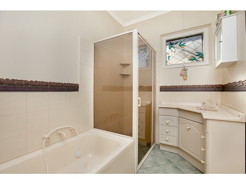 22 Maidos Grove, Valley View SA 5093