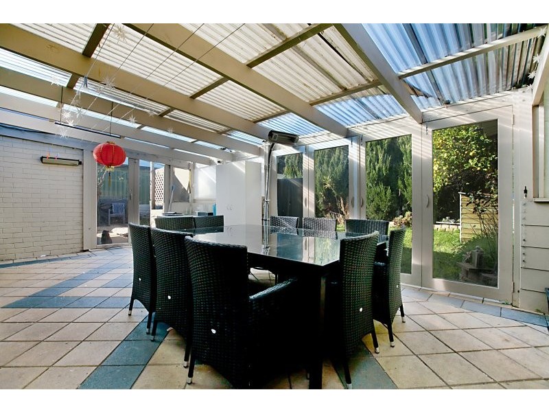 22 Maidos Grove, Valley View SA 5093
