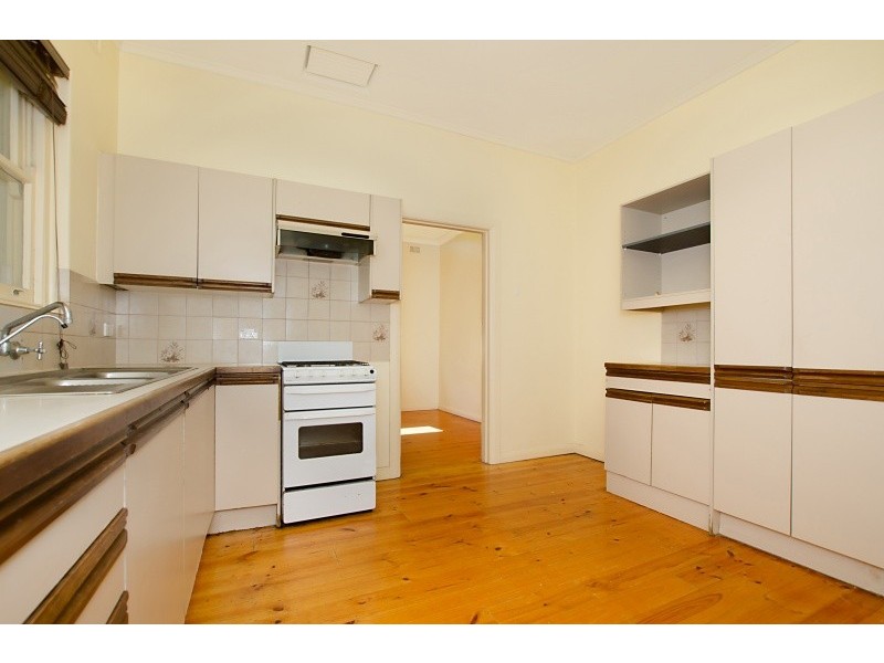 21 Herbert Street, Cheltenham SA 5014