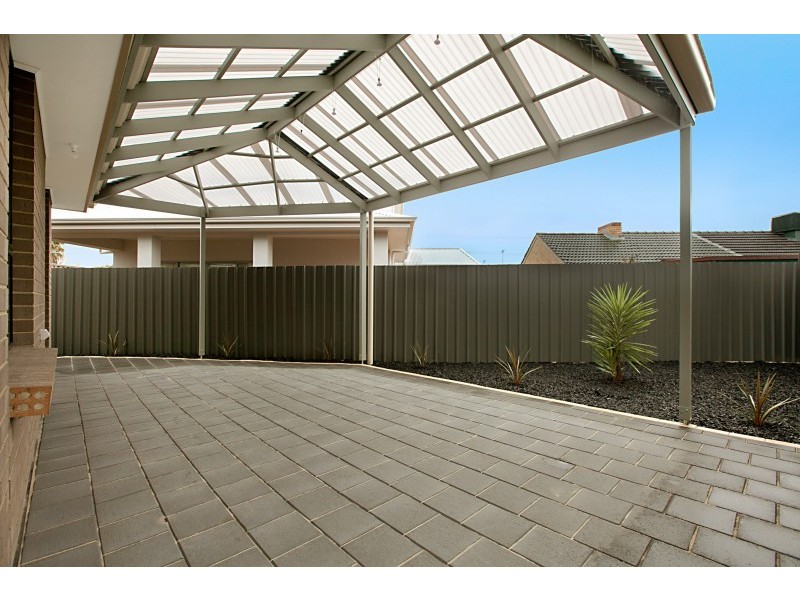 2 Woodhead Street, West Beach SA 5024