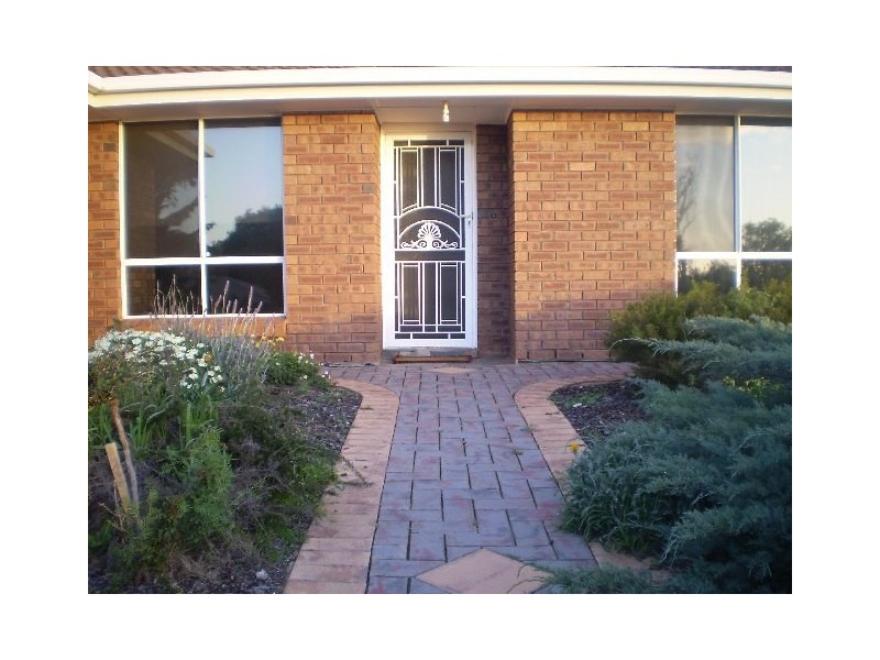 138 Perry Barr Road, Hallett Cove SA 5158