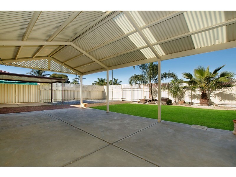 1 Tabitha Avenue, Paralowie SA 5108