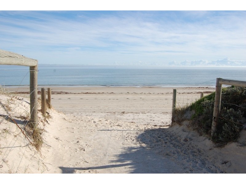 125 Military Road, Tennyson SA 5022