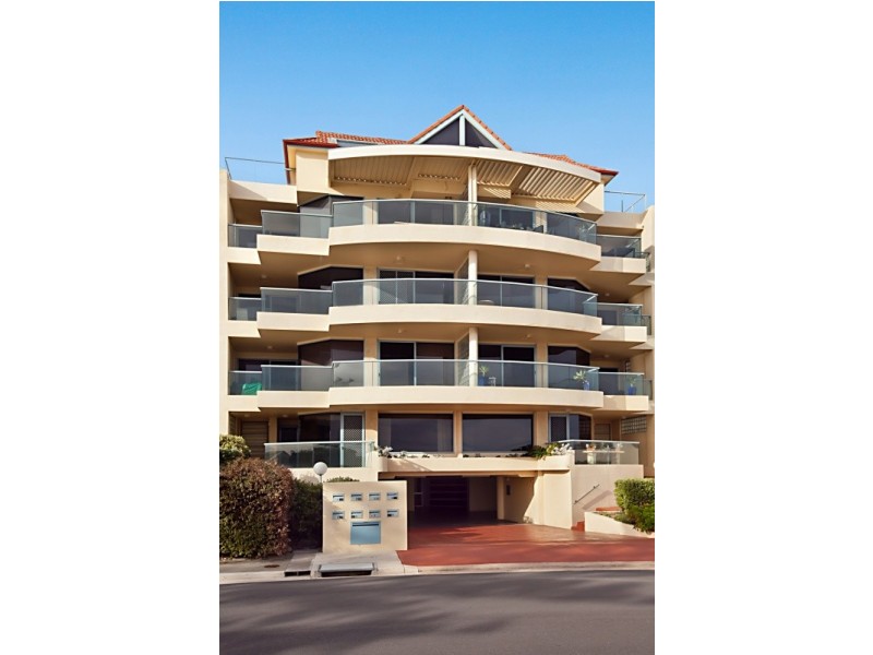Apt 5, 10 North Esplanade, Glenelg North SA 5045