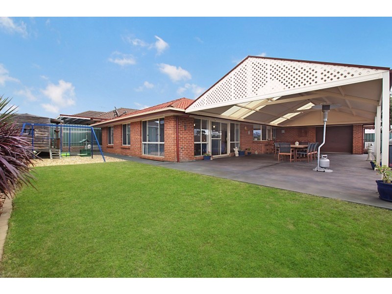 7 Jackaroo Crescent, Walkley Heights SA 5098