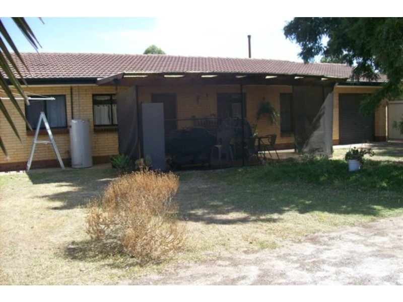 2 Jean Place, Riverton SA 5412