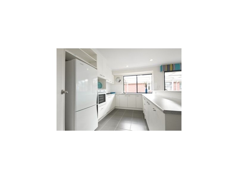 13 Cedar  Avenue, Royal Park SA 5014