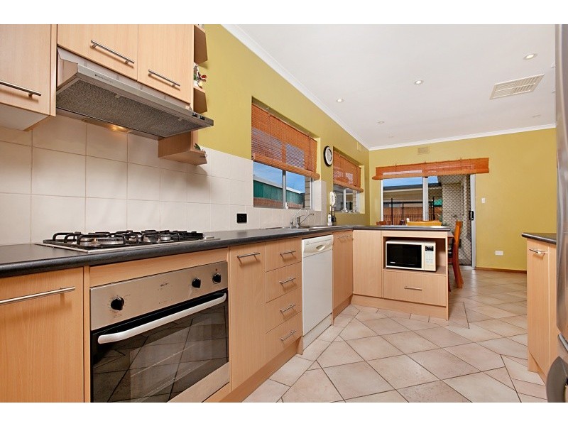 24 Sansom Road, Semaphore Park SA 5019