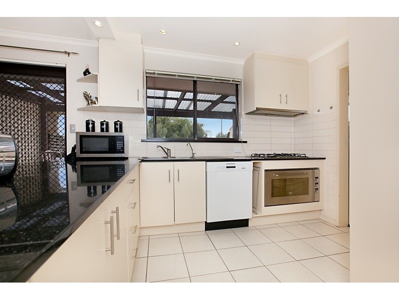 12A Thornton Drive, Newton SA 5074