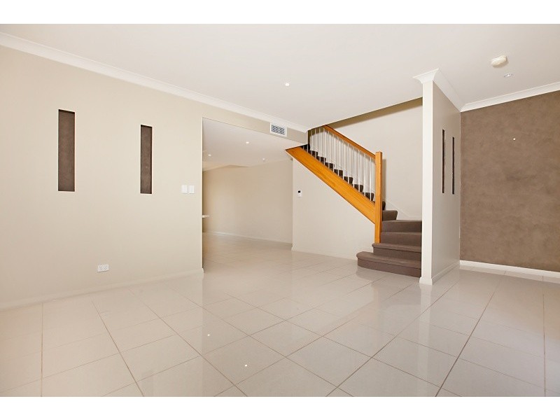 2/211 Findon Road, Findon SA 5023
