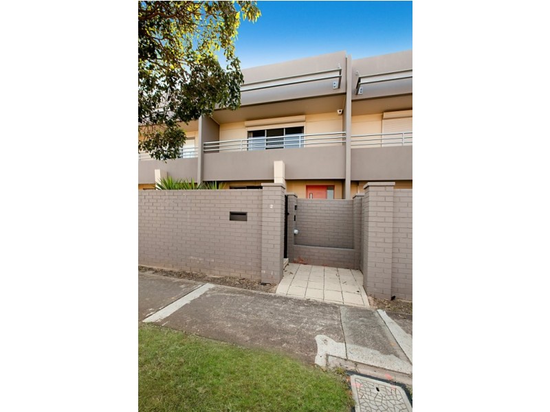 2/211 Findon Road, Findon SA 5023