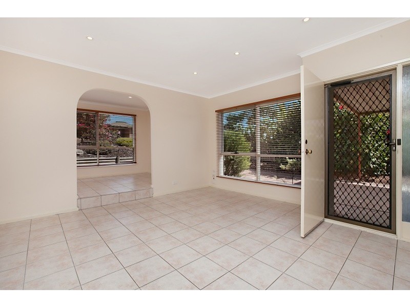 8 Cabernet Avenue, Wynn Vale SA 5127