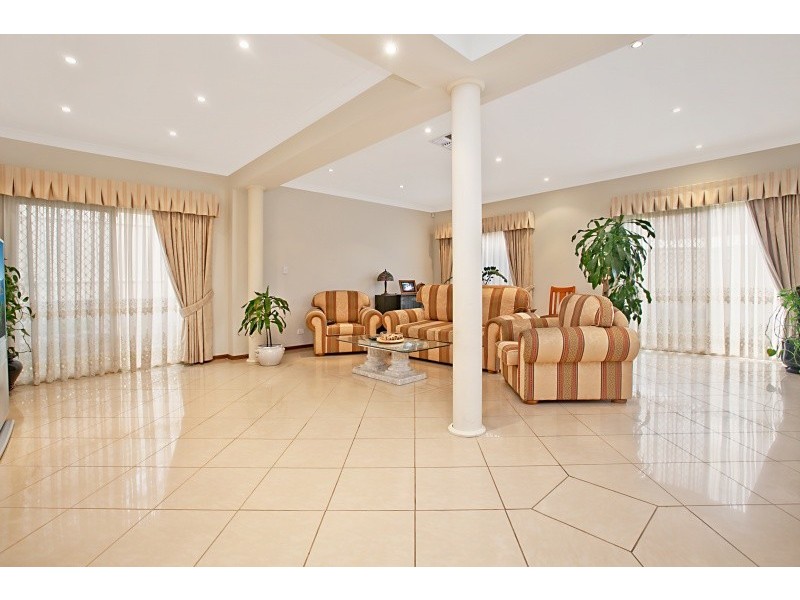 29 Linear Crescent, Walkley Heights SA 5098