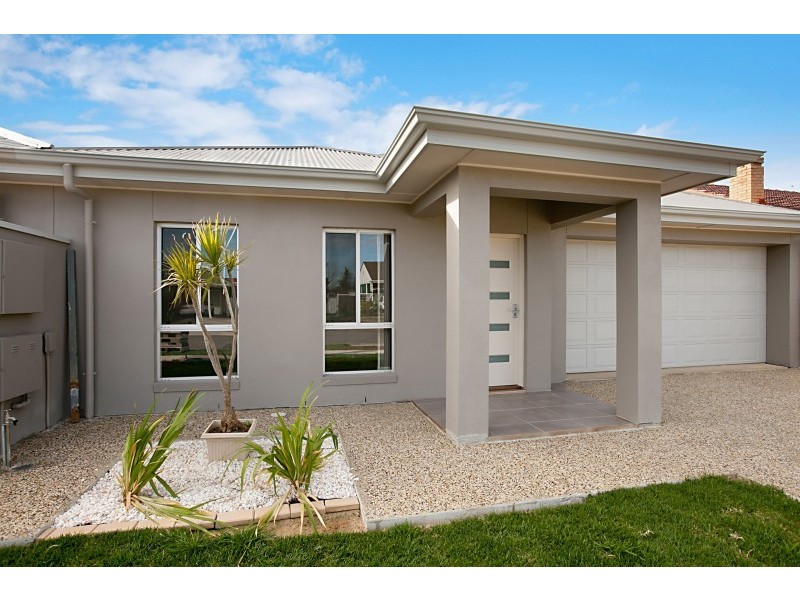 8a Lasscock Avenue, Findon SA 5023