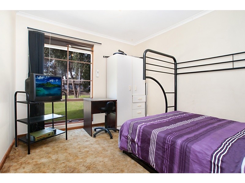 196  Kings Road, Parafield Gardens SA 5107