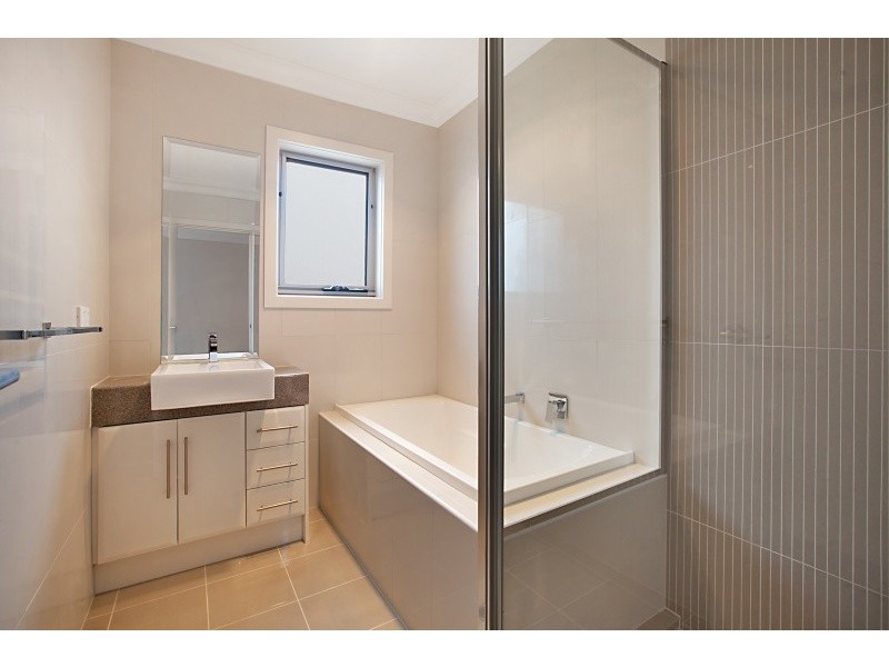 30 Victoria Parade, Mawson Lakes SA 5095