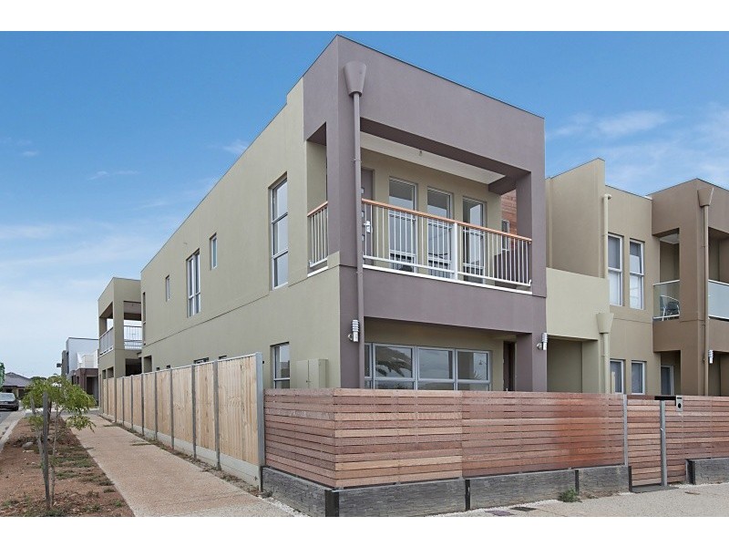 30 Victoria Parade, Mawson Lakes SA 5095