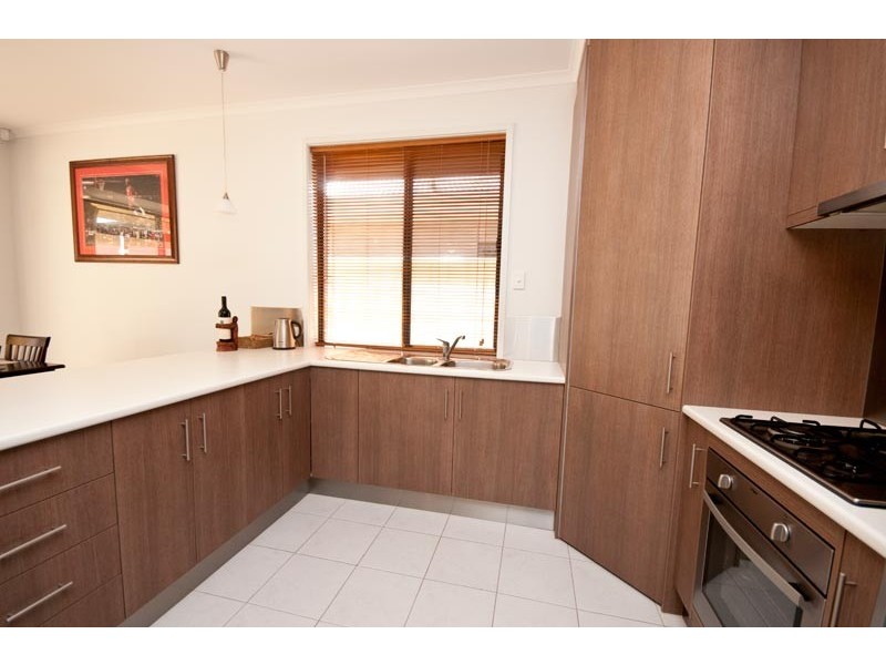 2a Florey Street, Seaton SA 5023