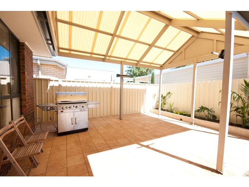 2a Florey Street, Seaton SA 5023
