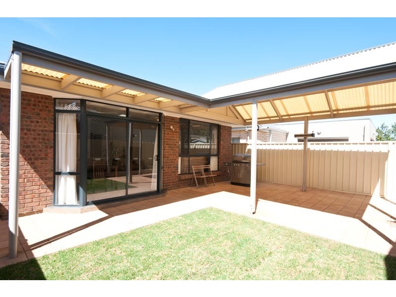 2a Florey Street, Seaton SA 5023