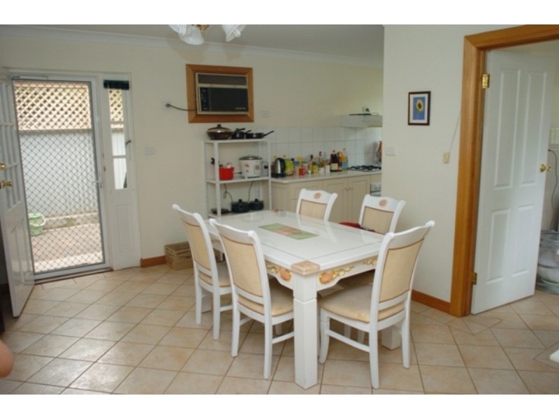 2A  Malpas Street, Rostrevor SA 5073