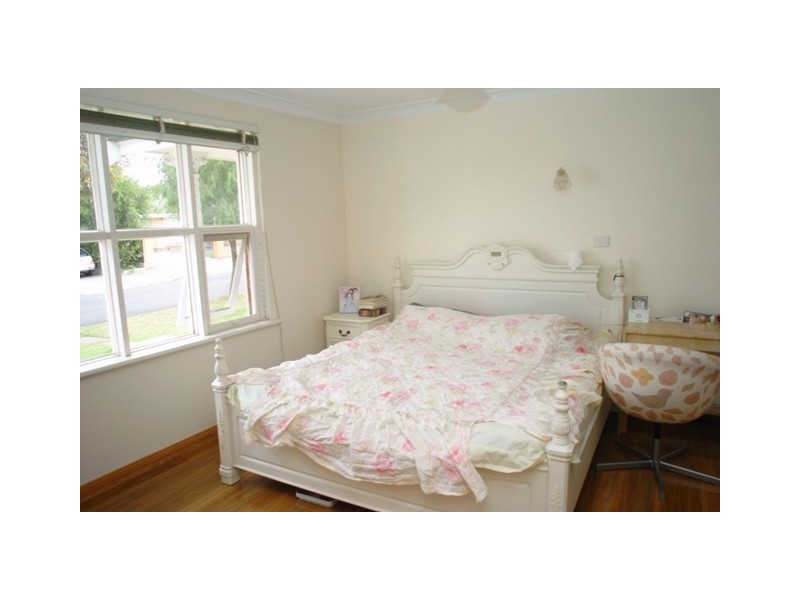 2A  Malpas Street, Rostrevor SA 5073
